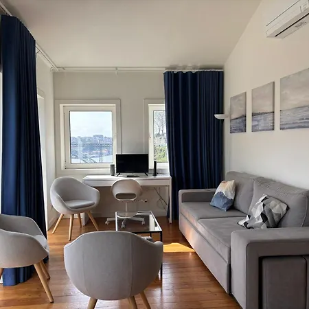 Douro & Bridge Views L Boutique *
