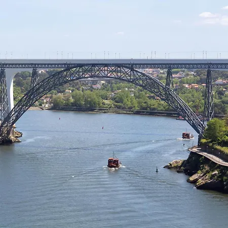 Douro & Bridge Views L Boutique By Lovelystay Porto